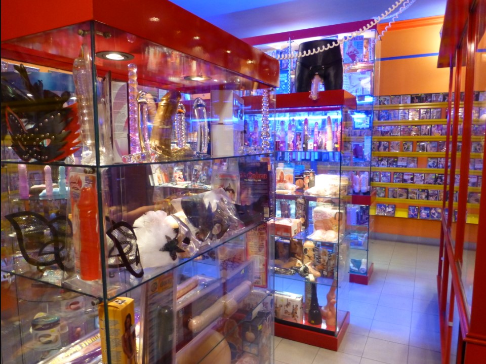 senza-frontierel sexy shop 3