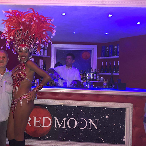 red moon night club