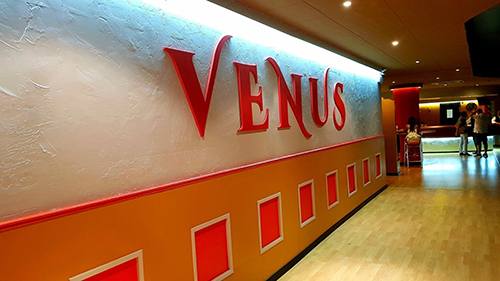 venus night club